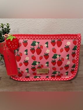 Nicole Miller Pink Strawberry Print Cosmetic Bag